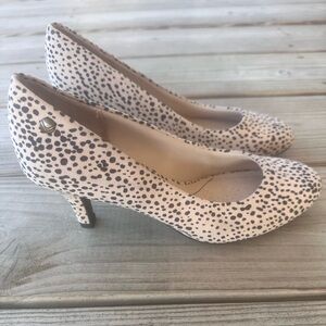 Life Stride Elegant Polka Dot Women's Heels size 5